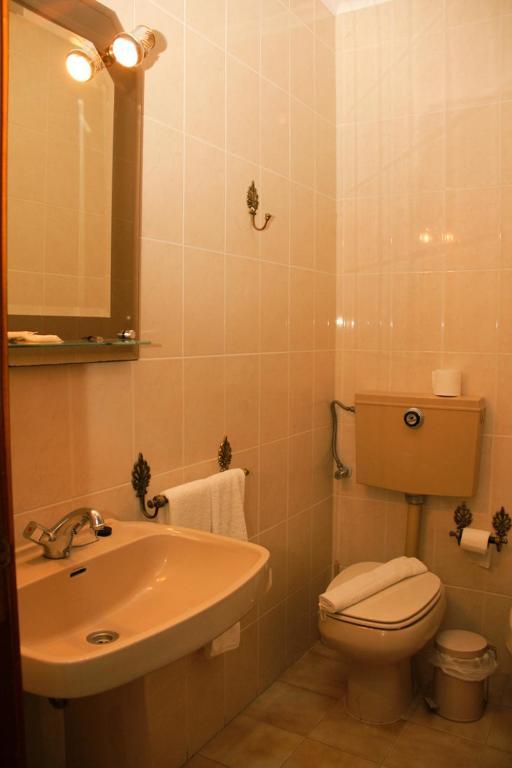 São Neutel Chaves Quarto foto